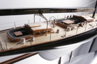 Model of the J-class yacht Lionheart.png